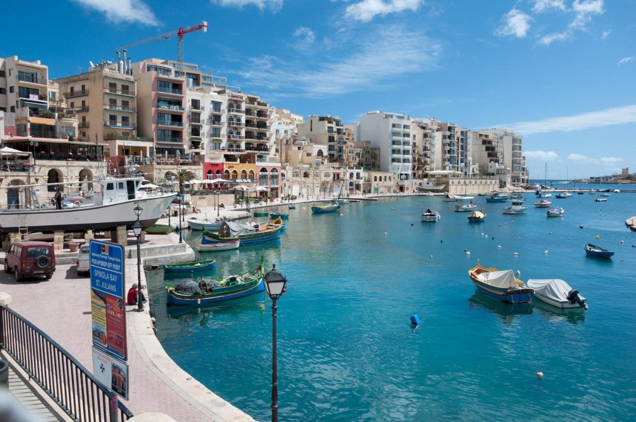 Modern Apartment Steps To St George'S Bay Saint Julian's Екстериор снимка